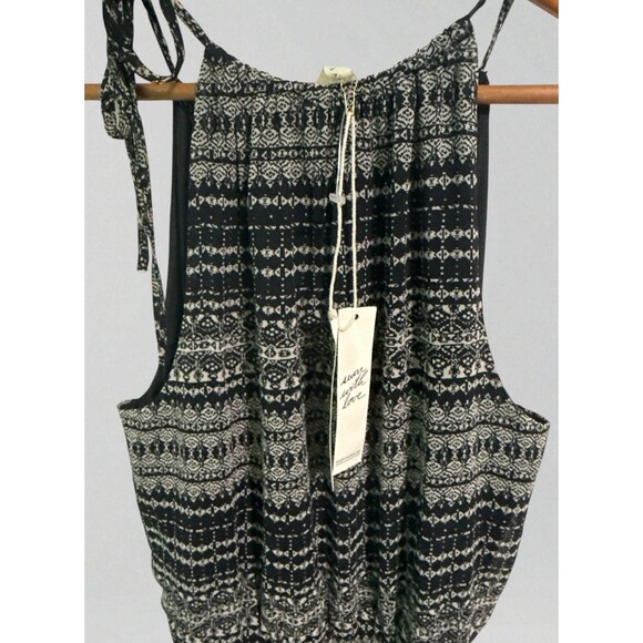 Lovestitch Dress Size M Black Boho Maxi Sleeveless Print Halter Tiered NWT - Picture 4 of 5